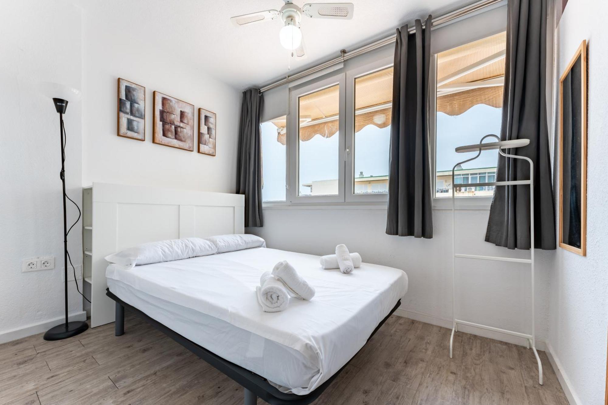 Bhost - Roca Castle Daire Torremolinos Dış mekan fotoğraf